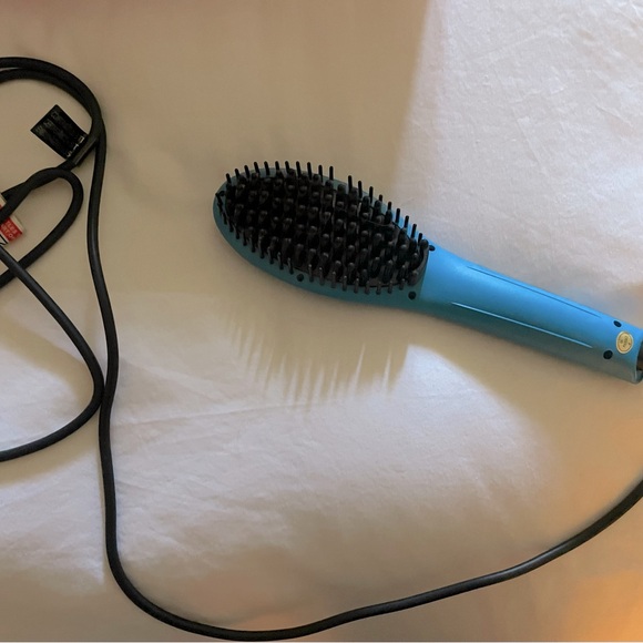Like new PYT hair stylish brush, great for straightening hair from curly to flat - Picture 4 of 4